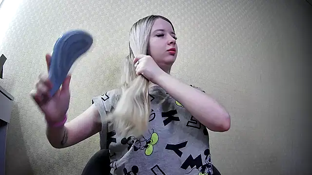 Snapshot of ViolaCandy chatting on January 8, 2025, 4:55 am ViolaCandy online show from January 8, 2025, 4:55 am