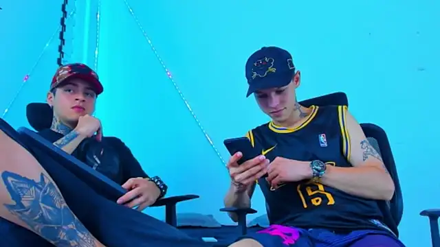 Snapshot of HOT_boy2025 chatting on October 6, 2025, 12:56 am HOT boy2025 online show from October 6, 2025, 12:56 am