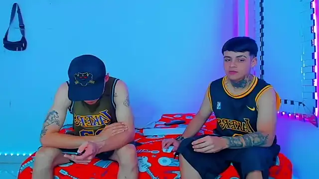 HOT boy2025 online show from December 17, 2024, 7:59 pm