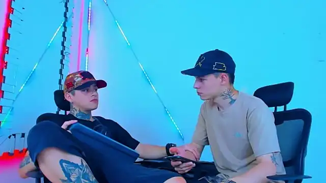 Snapshot of HOT_boy2025 chatting on September 28, 2025, 3:52 pm HOT boy2025 online show from September 28, 2025, 3:52 pm