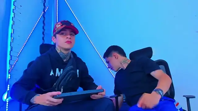 Snapshot of HOT_boy2025 chatting on October 23, 2025, 3:16 am HOT boy2025 online show from October 23, 2025, 3:16 am