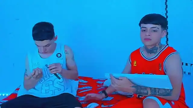 HOT boy2025 online show from January 9, 2025, 12:25 am