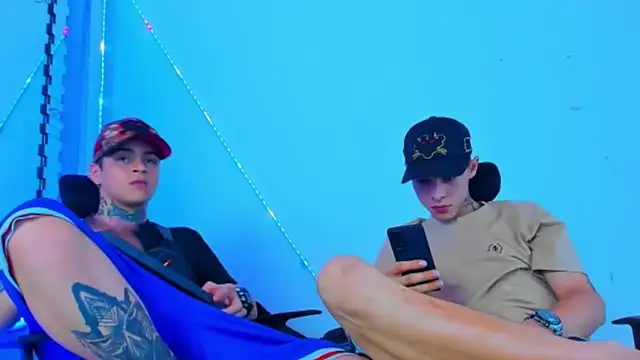 Snapshot of HOT_boy2025 chatting on October 4, 2025, 11:06 pm HOT boy2025 online show from October 4, 2025, 11:06 pm