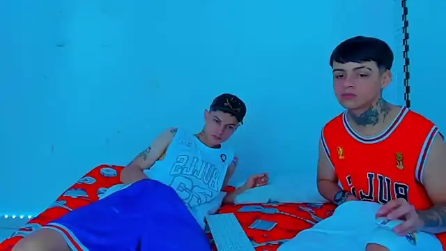 HOT boy2025 online show from January 8, 2025, 4:22 pm