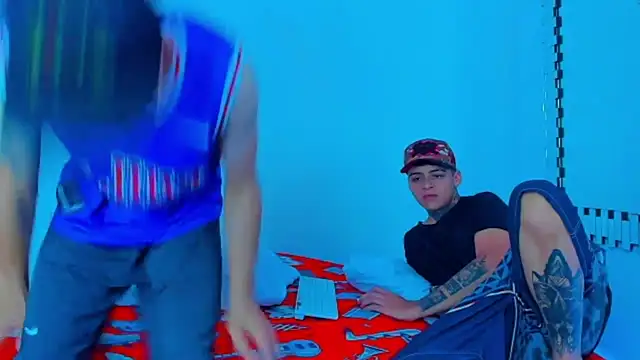 HOT boy2025 online show from January 9, 2025, 4:39 pm