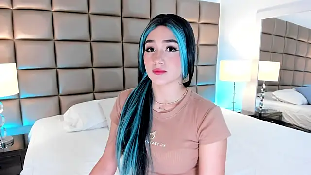 Snapshot of AnnyHizzle chatting on March 22, 2025, 8:48 pm AnnyHizzle online show from March 22, 2025, 8:48 pm