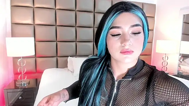 Snapshot of AnnyHizzle chatting on March 16, 2025, 9:05 pm AnnyHizzle online show from March 16, 2025, 9:05 pm