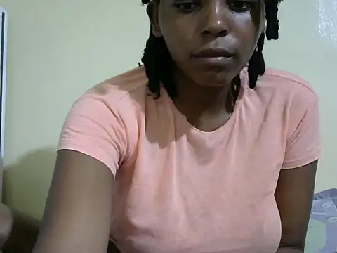 nelly shyn online show from October 7, 2025, 9:49 pm