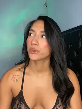 Snapshot of mailyreid chatting on March 1, 2025, 10:45 am mailyreid online show from March 1, 2025, 10:45 am