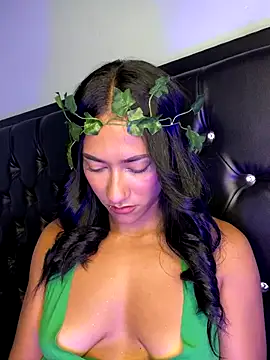 Snapshot of mailyreid chatting on November 1, 2025, 4:30 am mailyreid online show from November 1, 2025, 4:30 am