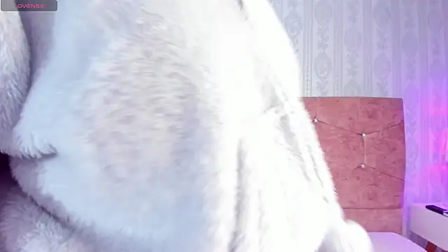 Snapshot of liaa_18 chatting on September 24, 2025, 3:57 am liaa 18 online show from September 24, 2025, 3:57 am