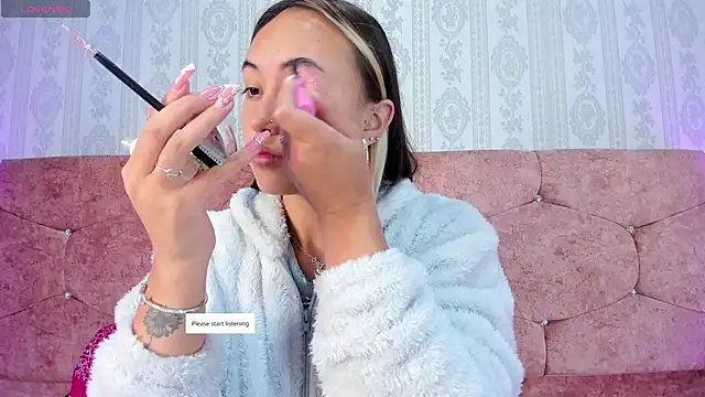 Snapshot of liaa_18 chatting on September 19, 2025, 3:10 am liaa 18 online show from September 19, 2025, 3:10 am