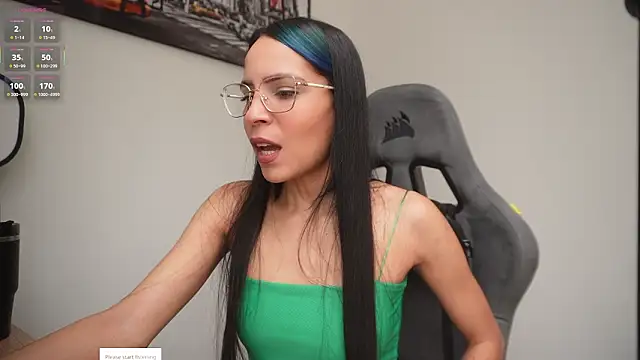 Snapshot of little-eli chatting on February 8, 2026, 7:11 pm little-eli online show from February 8, 2026, 7:11 pm