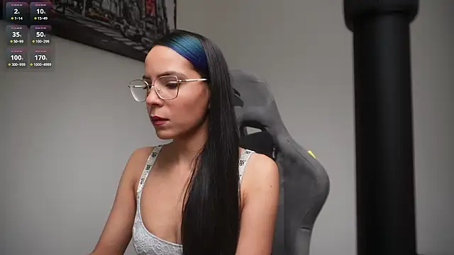 Snapshot of little-eli chatting on February 2, 2026, 7:13 pm little-eli online show from February 2, 2026, 7:13 pm