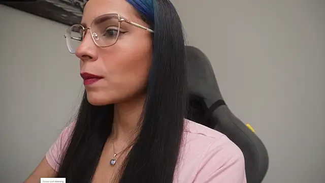 Snapshot of little-eli chatting on January 18, 2026, 7:17 pm little-eli online show from January 18, 2026, 7:17 pm