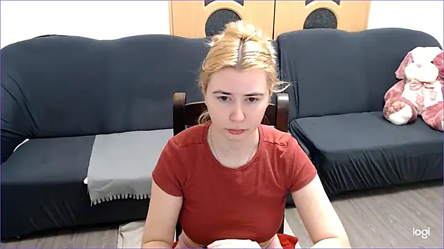 VioletaFlower7 online show from February 15, 2025, 8:33 am