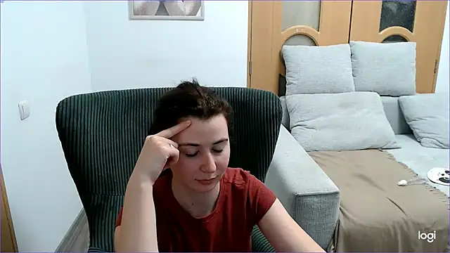 VioletaFlower7 online show from February 21, 2026, 9:28 pm