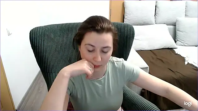 VioletaFlower7 online show from March 15, 2026, 9:22 pm