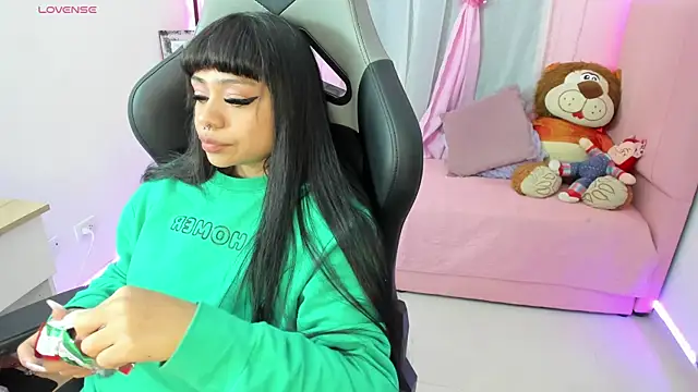 zoesullivan online show from January 20, 2025, 9:46 am