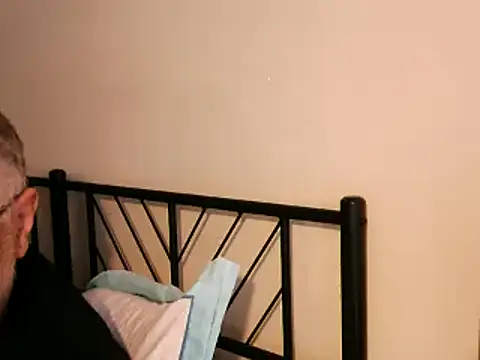 100Tauros online show from October 3, 2025, 9:00 am