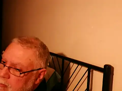 100Tauros online show from September 25, 2025, 9:32 pm