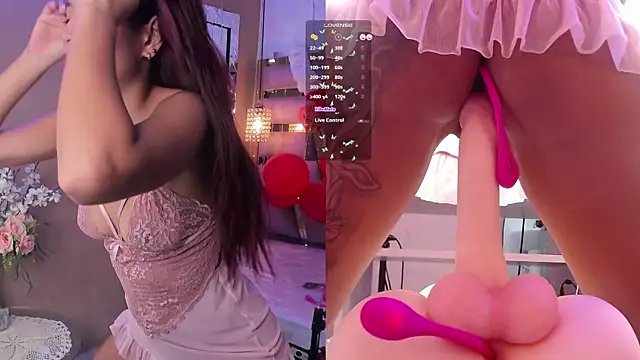 Snapshot of XimenaReid chatting on February 20, 2025, 2:35 pm XimenaReid online show from February 20, 2025, 2:35 pm