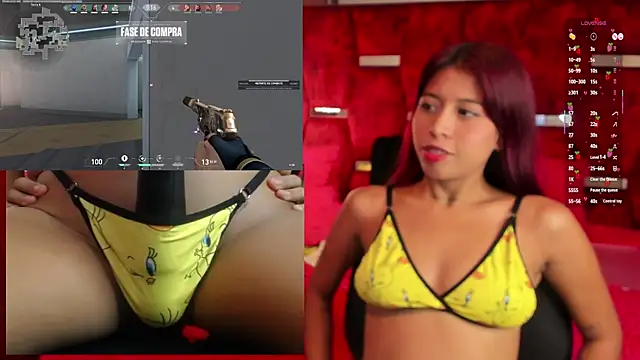 Snapshot of XimenaReid chatting on March 7, 2025, 1:20 am XimenaReid online show from March 7, 2025, 1:20 am