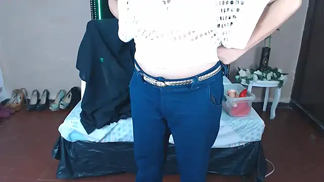 VioletaaaSlave online show from February 3, 2026, 12:21 pm