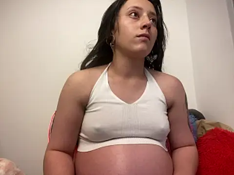 liaqueen610 online show from May 18, 2026, 12:22 am