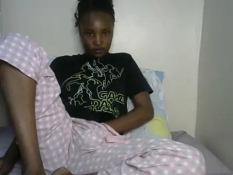 StacyGee24 online show from November 9, 2025, 10:52 am