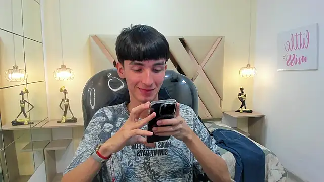 Jake evans online show from December 15, 2025, 3:40 pm