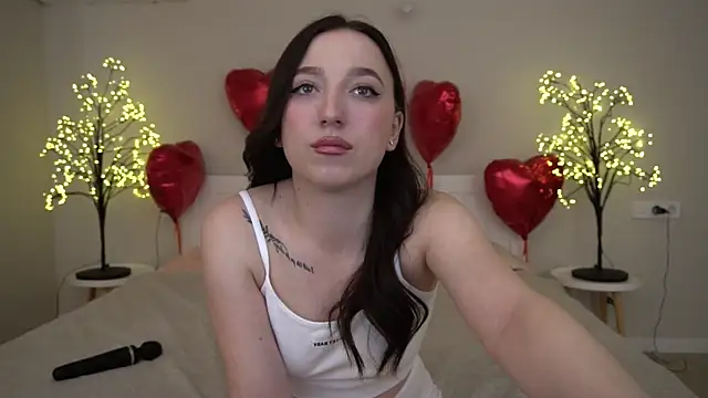 MonAmourrrR online show from February 20, 2025, 10:37 am