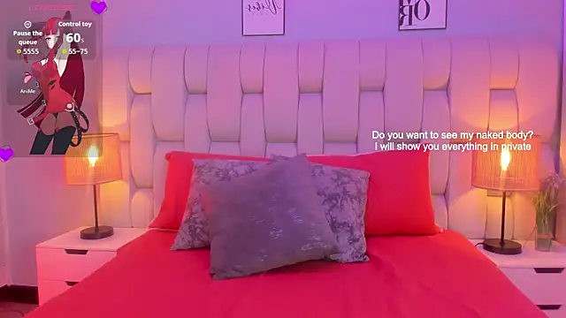 SkinnyFoxy online show from April 11, 2026, 7:28 pm