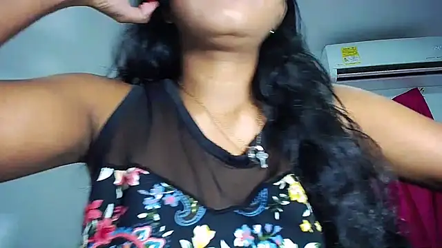 Snapshot of Sashabreck chatting on September 19, 2025, 2:59 am Sashabreck online show from September 19, 2025, 2:59 am