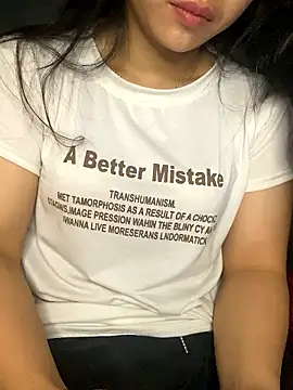 Snapshot of T_tina92 chatting on January 8, 2026, 11:11 pm T tina92 online show from January 8, 2026, 11:11 pm