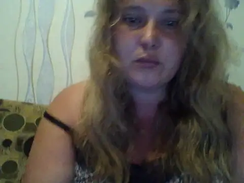 ParisMimi online show from July 7, 2026, 9:40 pm