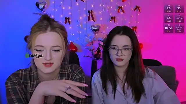 liana kisses online show from April 18, 2026, 7:07 pm