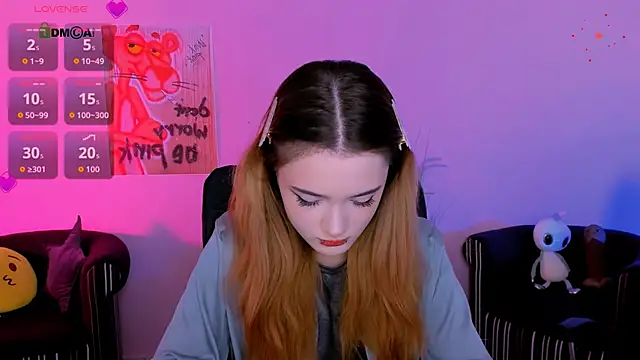 liana kisses online show from December 17, 2025, 8:58 pm