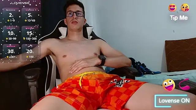 Jhonny hot s online show from September 17, 2025, 7:27 pm