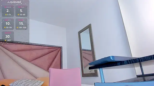 Snapshot of BarbaraKnox_ chatting on September 11, 2025, 12:10 am BarbaraKnox  online show from September 11, 2025, 12:10 am