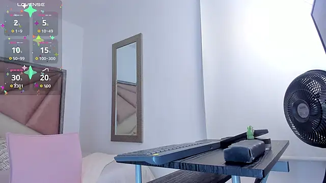 Snapshot of BarbaraKnox_ chatting on September 23, 2025, 12:17 am BarbaraKnox  online show from September 23, 2025, 12:17 am