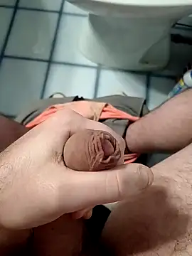 Snapshot of Durovoglioso2 chatting on February 23, 2025, 11:55 am Durovoglioso2 online show from February 23, 2025, 11:55 am