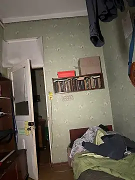 Snapshot of Ariel_Ari chatting on September 17, 2025, 9:50 pm Ariel Ari online show from September 17, 2025, 9:50 pm