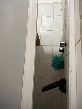 culitotragon24 online show from February 18, 2026, 7:39 am