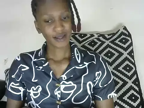 Pretty-emmie online show from February 11, 2025, 4:56 pm