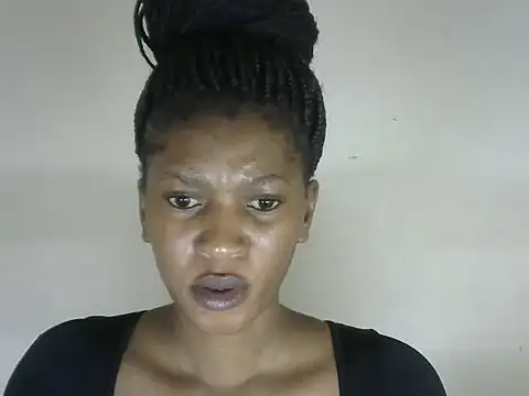 Pretty-emmie online show from October 6, 2025, 4:57 am