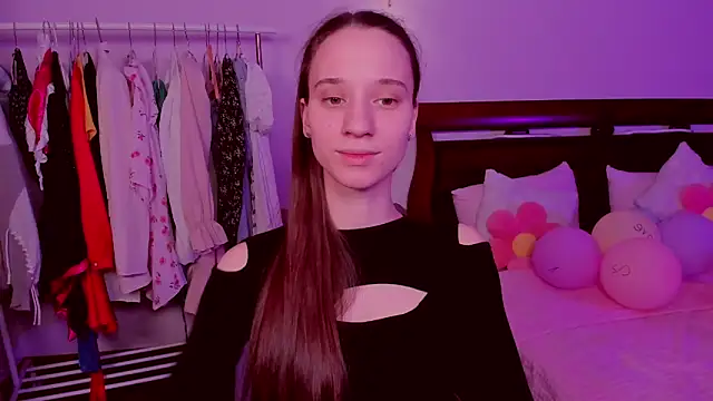 StaceySunny online show from February 5, 2026, 5:42 pm