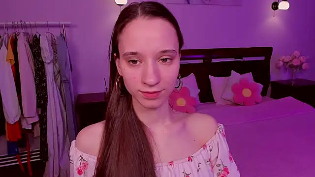 StaceySunny online show from February 4, 2026, 4:35 pm