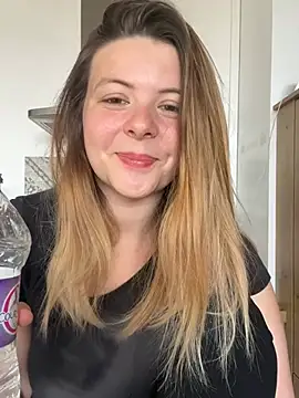 Nina blain online show from March 21, 2026, 9:36 am