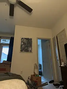 Snapshot of goldbuni chatting on December 8, 2024, 1:47 pm goldbuni online show from December 8, 2024, 1:47 pm